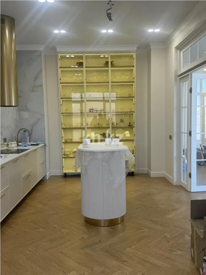 Продажа 4-комнатной квартиры, 130 м² в Караганде - фото 2