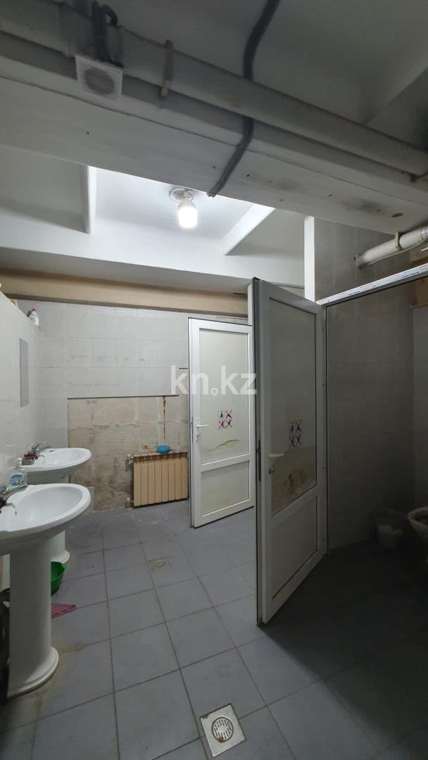 Продажа , 2150 м², Рыскулова, дом  1/1 в Алматы - фото 21