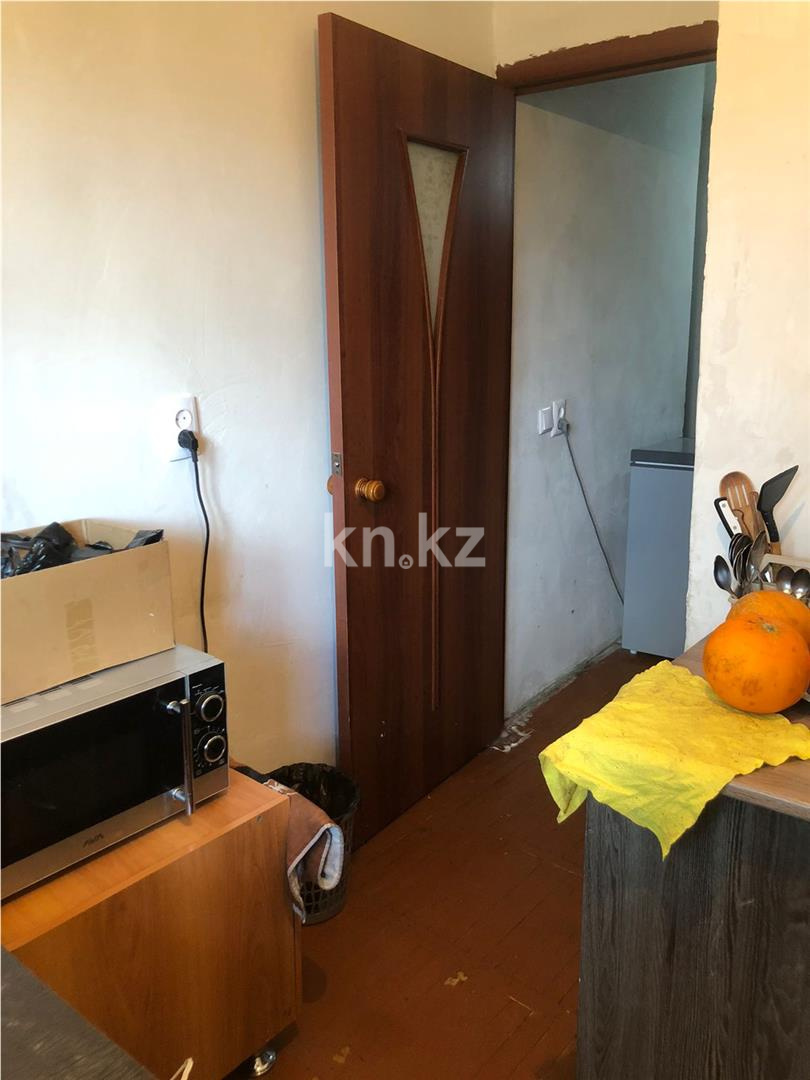 Продажа 3-комнатной квартиры, 60 м², мкр-н 13, дом  36 в Караганде - фото 5