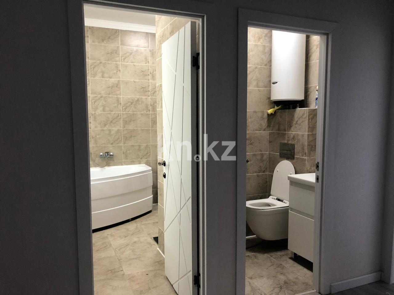 Продажа 4-комнатной квартиры, 124.2 м² в Караганде - фото 2