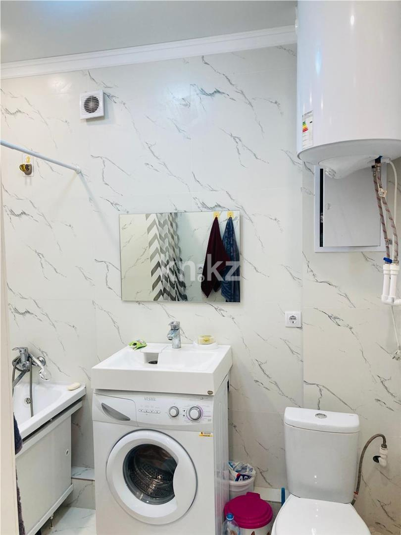 Продажа 2-комнатной квартиры, 55 м², 137 учетный квартал в Караганде - фото 9