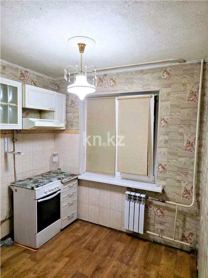 Продажа 2-комнатной квартиры, 47 м², 3 мкр., дом  22 в Алматы - фото 2