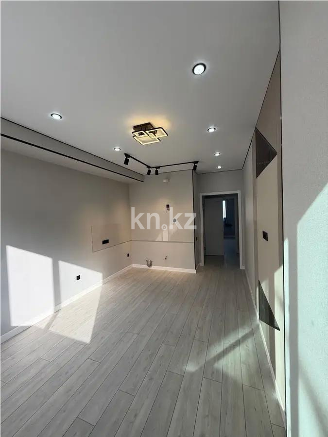 Продажа 2-комнатной квартиры, 65 м², ул. Нажимеденова, дом  34/2 в Астане - фото 2