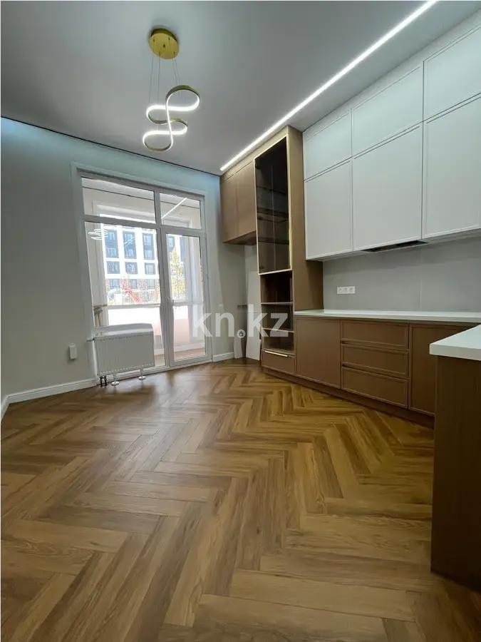 Продажа 4-комнатной квартиры, 140 м² в Астане - фото 2