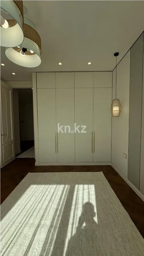 Продажа 3-комнатной квартиры, 89.5 м², ул. Розыбакиева, дом  217 в Алматы - фото 2