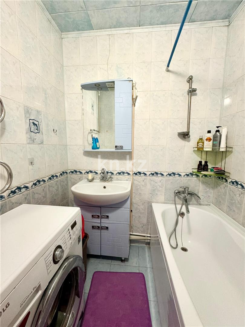 Продажа 4-комнатной квартиры, 87 м², пр. Шахтеров в Караганде - фото 12