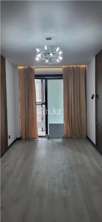 Продажа 3-комнатной квартиры, 98 м², пр. Абая, дом  160 в Алматы - фото 2