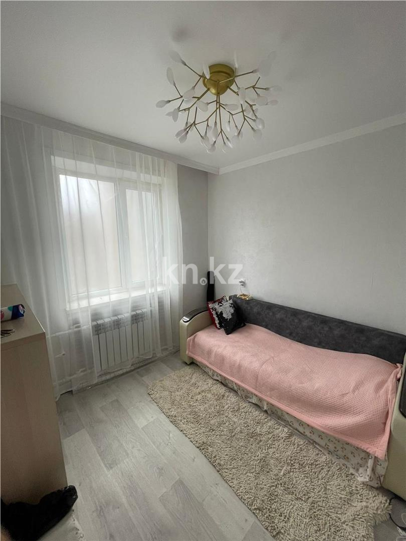 Продажа 3-комнатной квартиры, 61 м², мкр-н Восток-3 в Караганде - фото 3