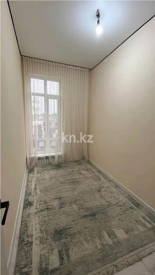 Продажа 3-комнатной квартиры, 50.3 м² в Алматы - фото 3