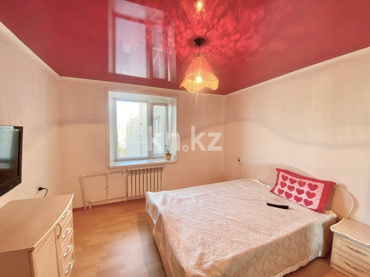 Продажа 2-комнатной квартиры, 52 м², пр. Шахтеров в Караганде - фото 4