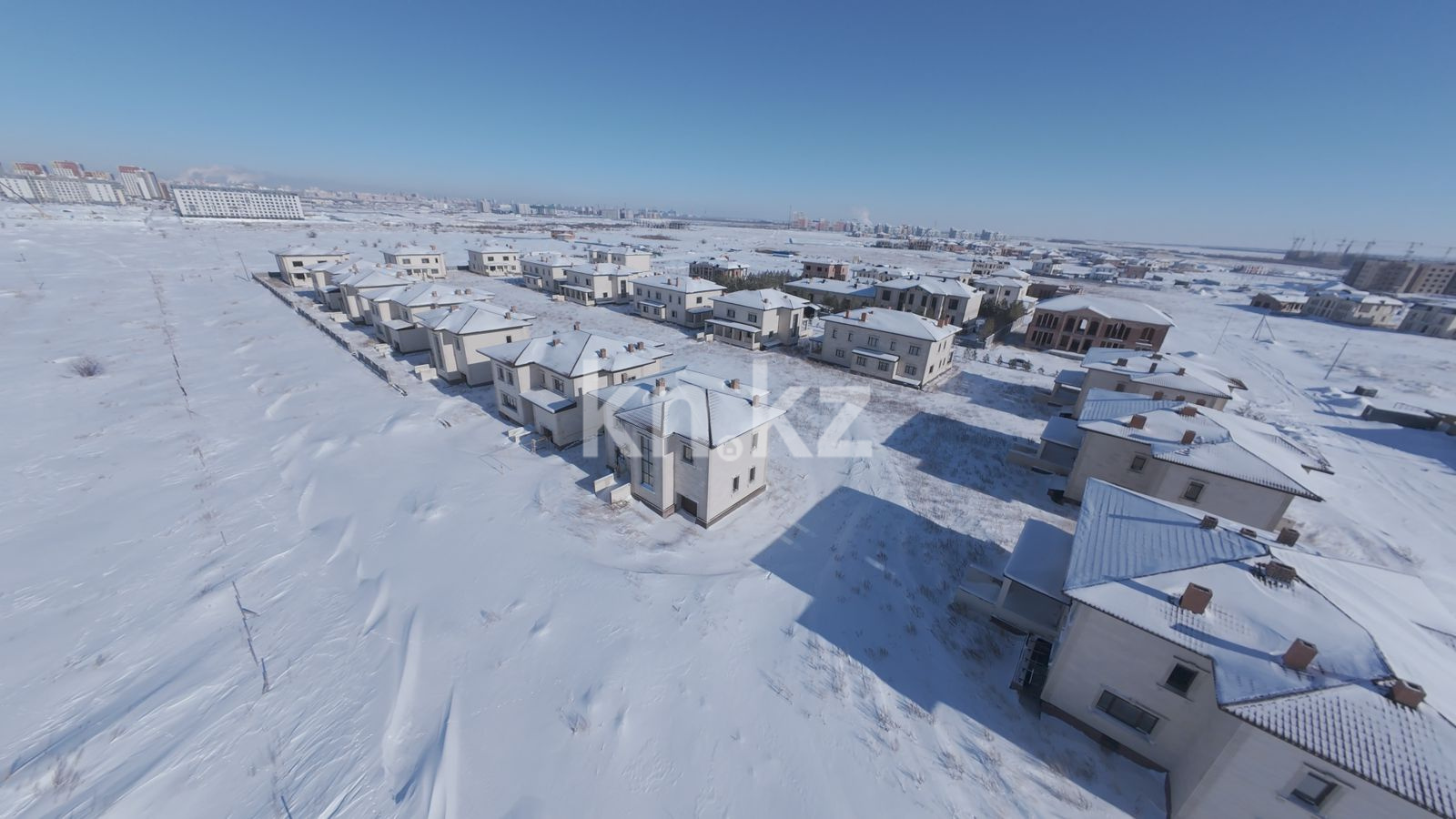 Продажа 5-комнатного дома, 324 м² в Астане - фото 4