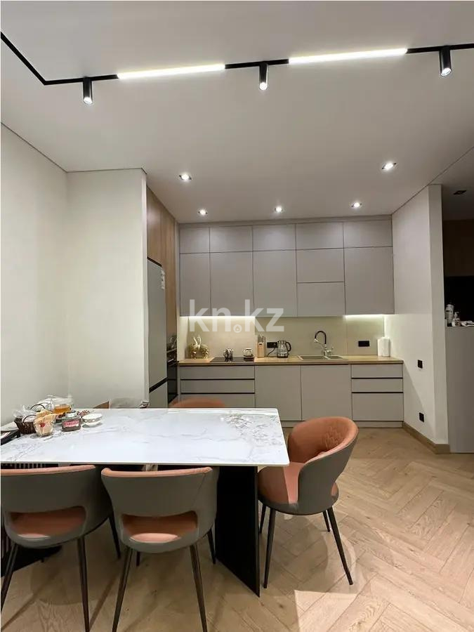 Продажа 3-комнатной квартиры, 86 м², пр. Абая, дом  150/230 в Алматы - фото 4