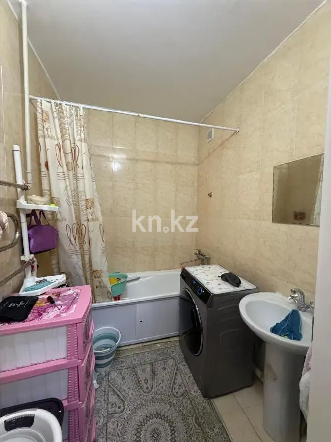 Продажа 2-комнатной квартиры, 78.6 м², мкр. Аксай-5, дом  3б в Алматы - фото 4