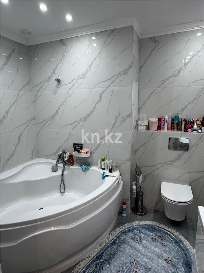 Продажа 2-комнатной квартиры, 100 м², ул. Достык, дом  5/1 в Астане - фото 5