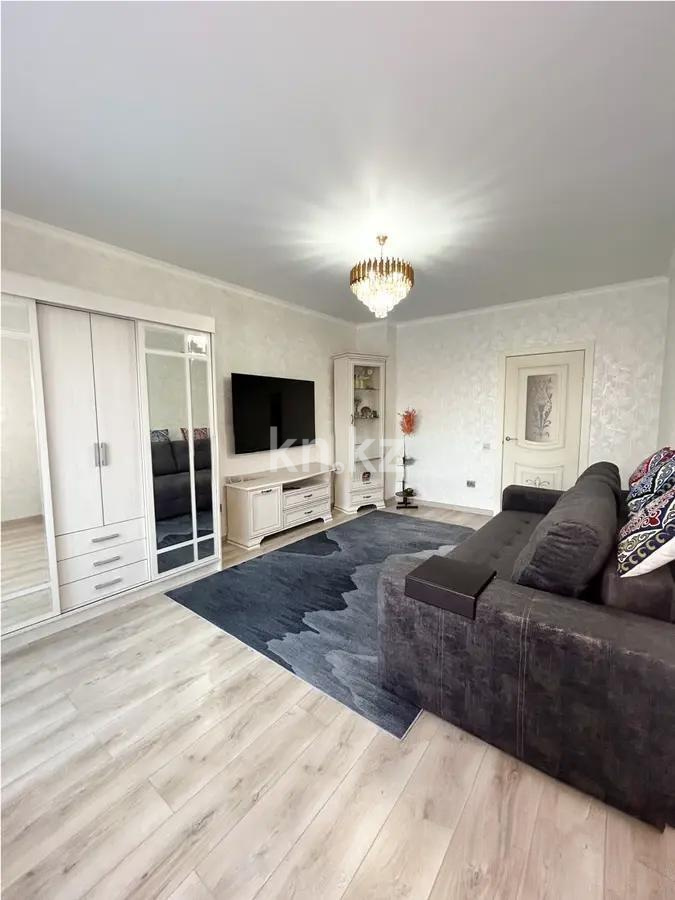 Продажа 2-комнатной квартиры, 55 м², ул. Толе би, дом  189/3 в Алматы