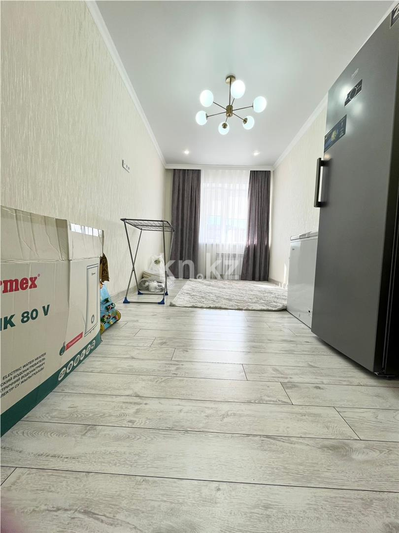 Продажа 3-комнатной квартиры, 83 м², мкр. Степной-2, дом  14/15 в Караганде - фото 5