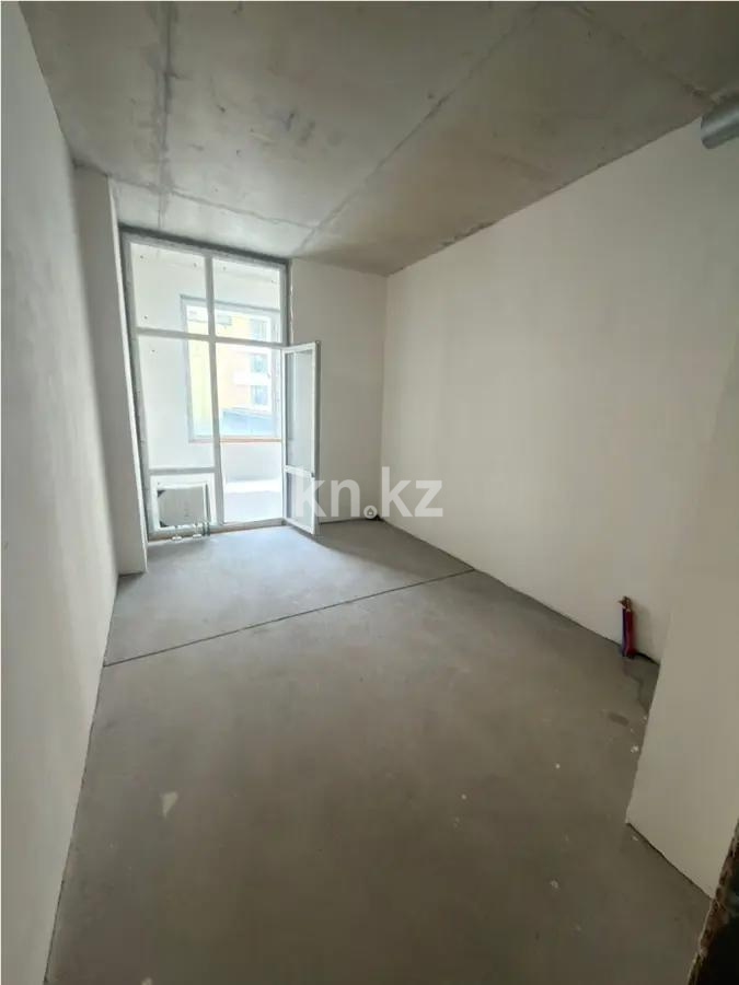 Продажа 2-комнатной квартиры, 61 м², ул. Толе би, дом  290/1 в Алматы - фото 2