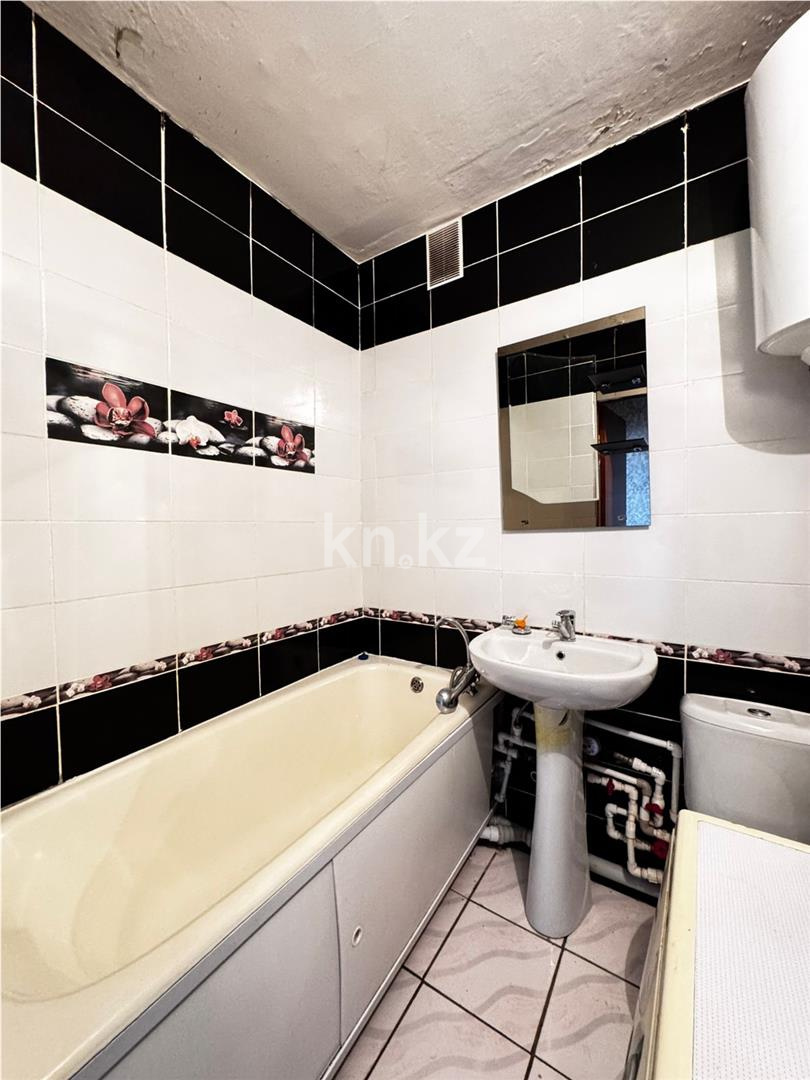 Продажа 1-комнатной квартиры, 32 м², мкр-н 7 в Темиртау - фото 4