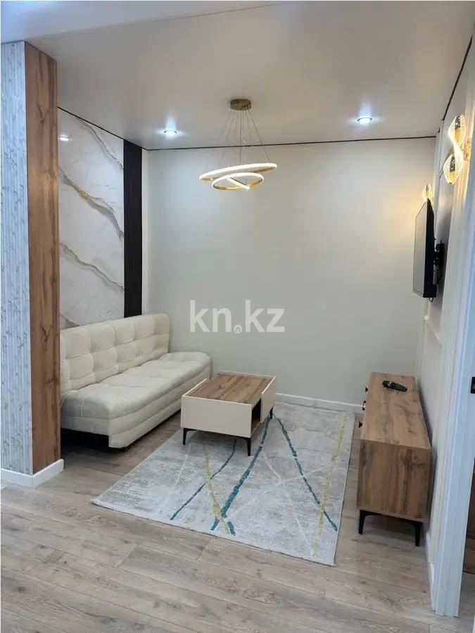 Продажа 1-комнатной квартиры, 50 м², ул. Толе би, дом  285/8 в Алматы