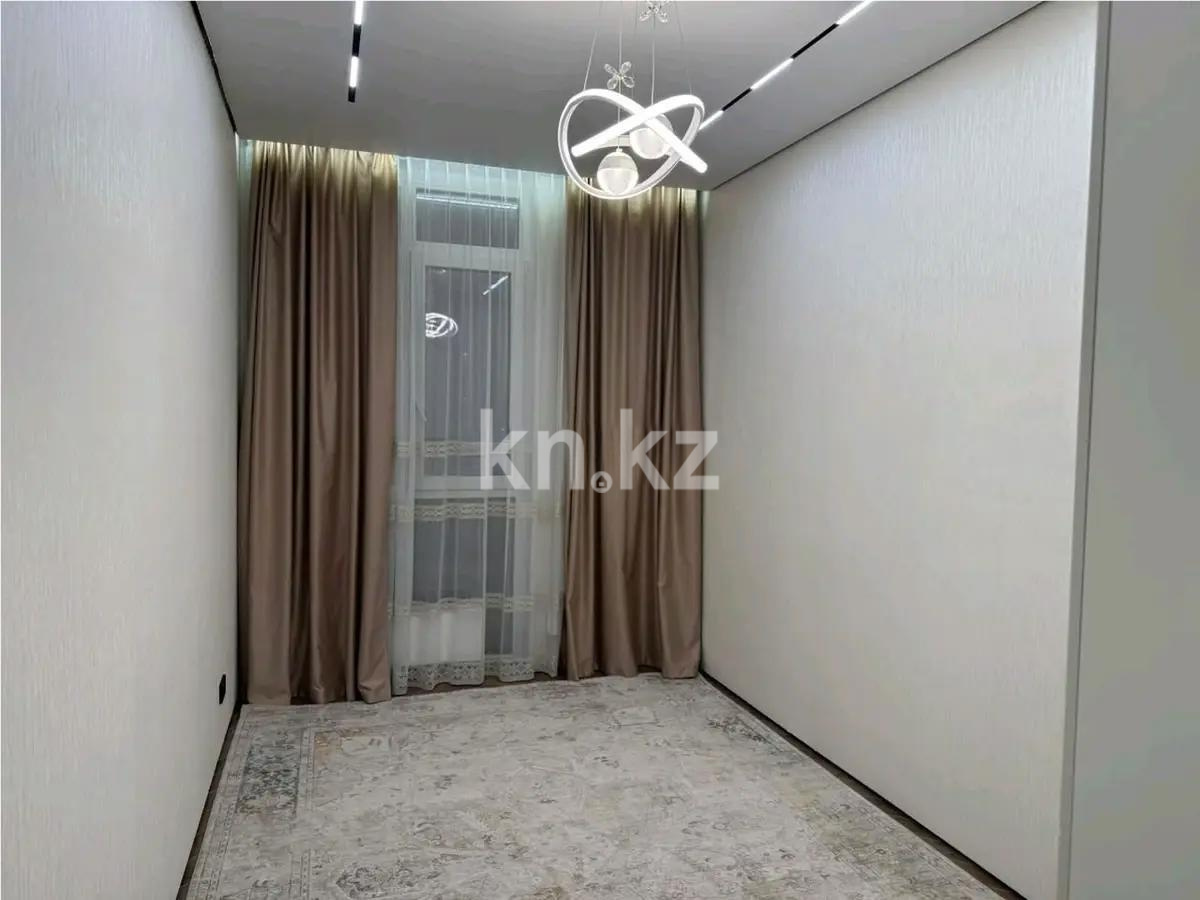 Продажа 3-комнатной квартиры, 83 м², ул. Акмешит, дом  1 в Астане - фото 2