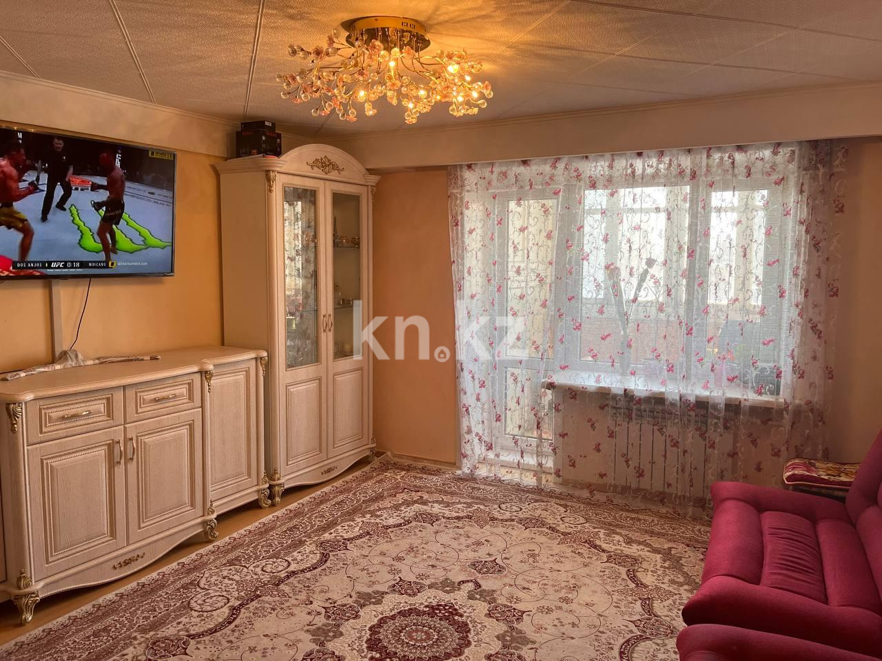 Продажа 4-комнатной квартиры, 80 м² в Караганде