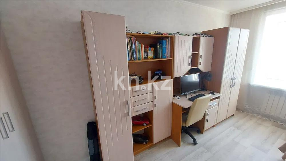 Продажа 2-комнатной квартиры, 63 м² в Шахтинске - фото 2