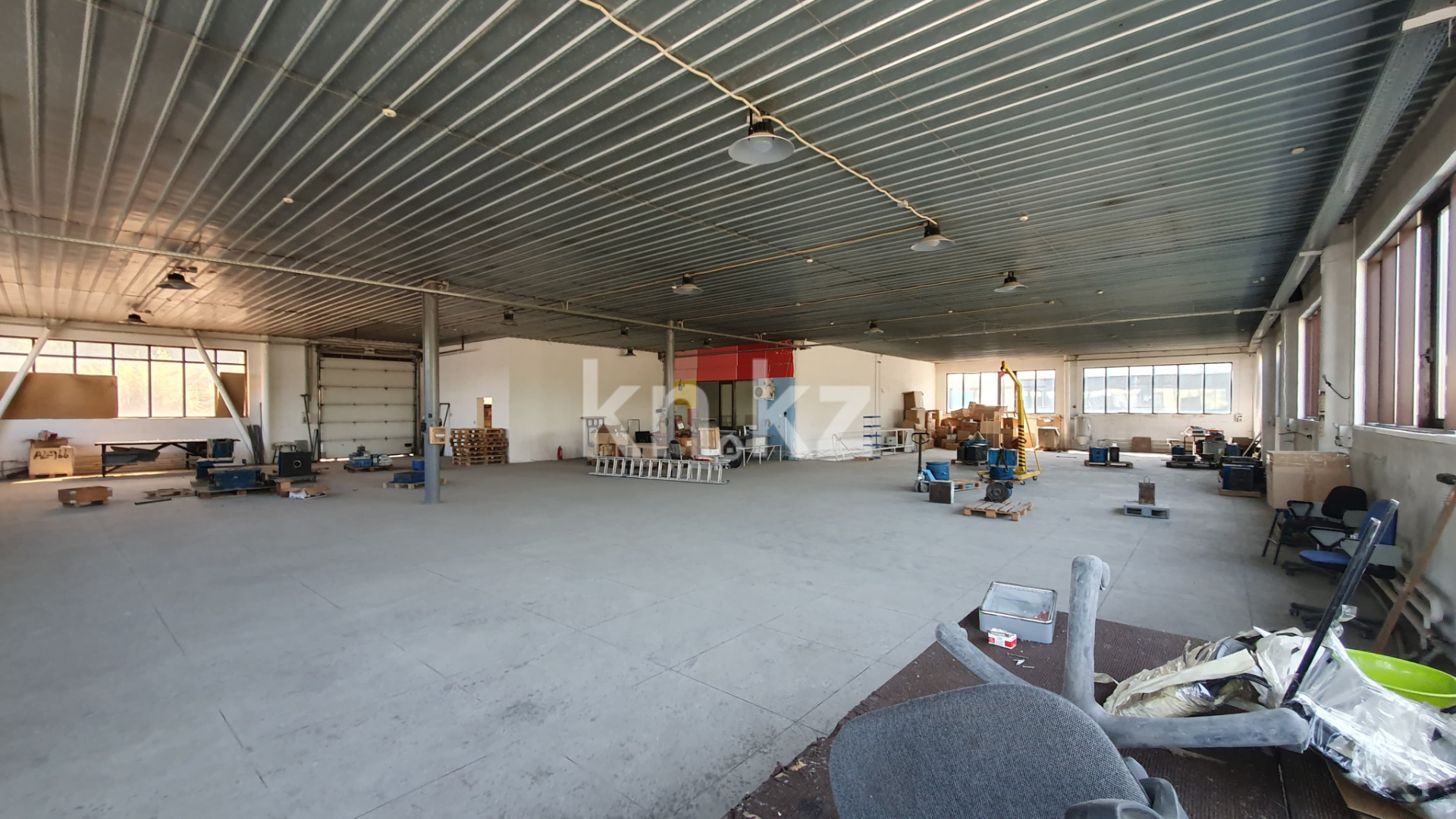 Продажа , 2150 м², Рыскулова, дом  1/1 в Алматы - фото 38