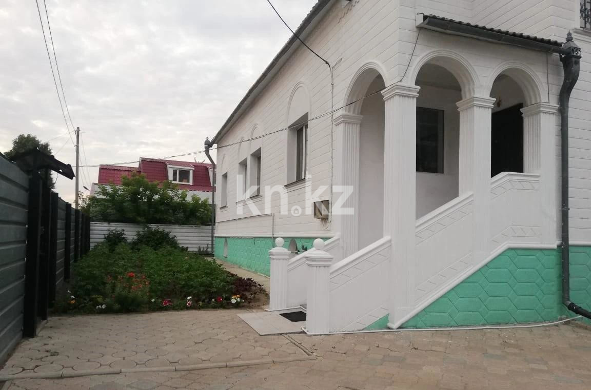 Продажа 9-комнатного дома, 1 м², Челябинская 6-я в Костанае