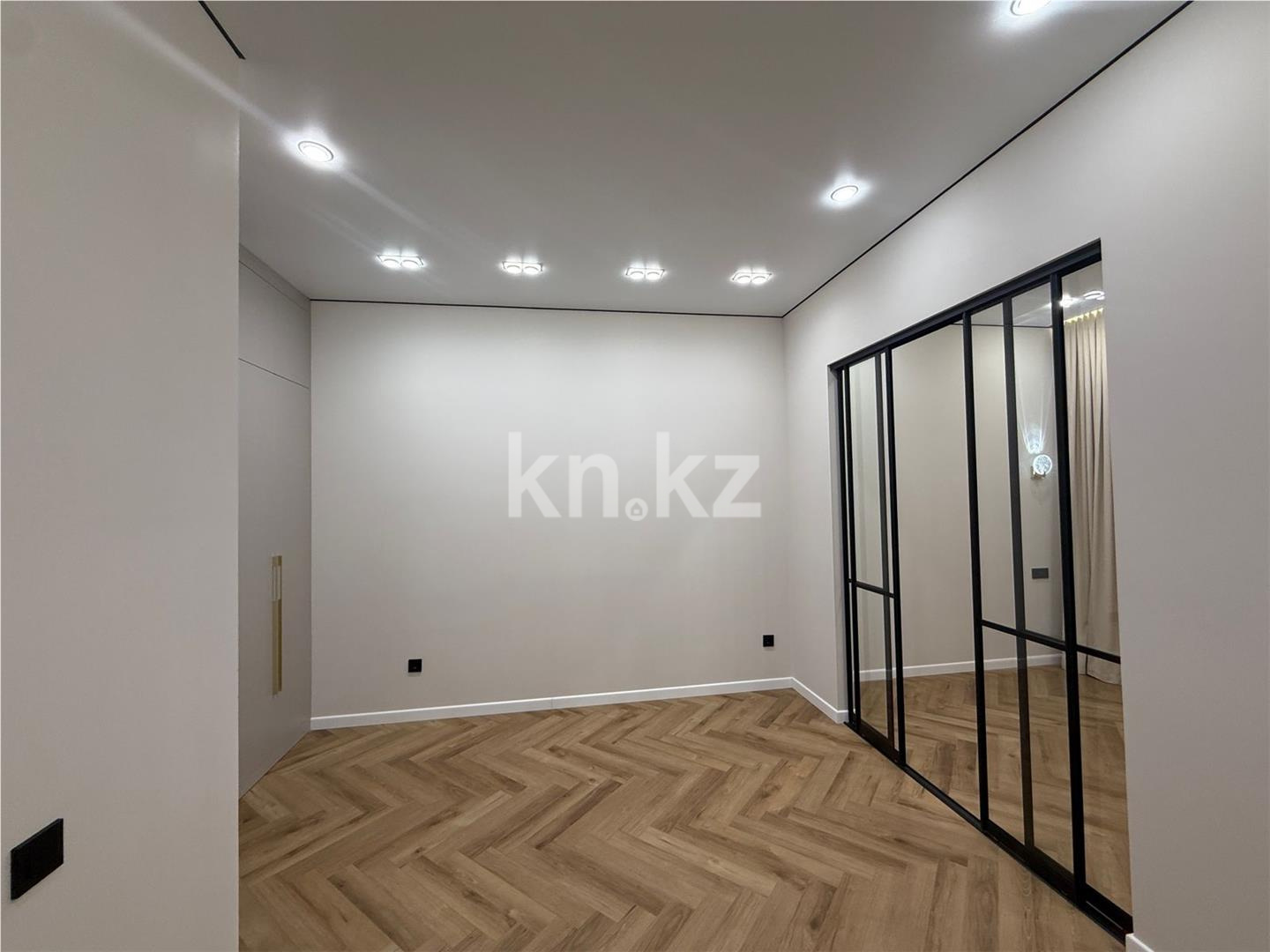 Продажа 1-комнатной квартиры, 38.8 м² в Астане - фото 4