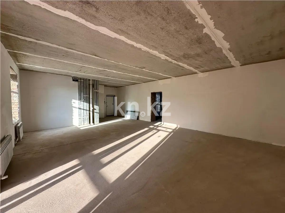 Продажа 3-комнатной квартиры, 112 м² в Караганде - фото 3