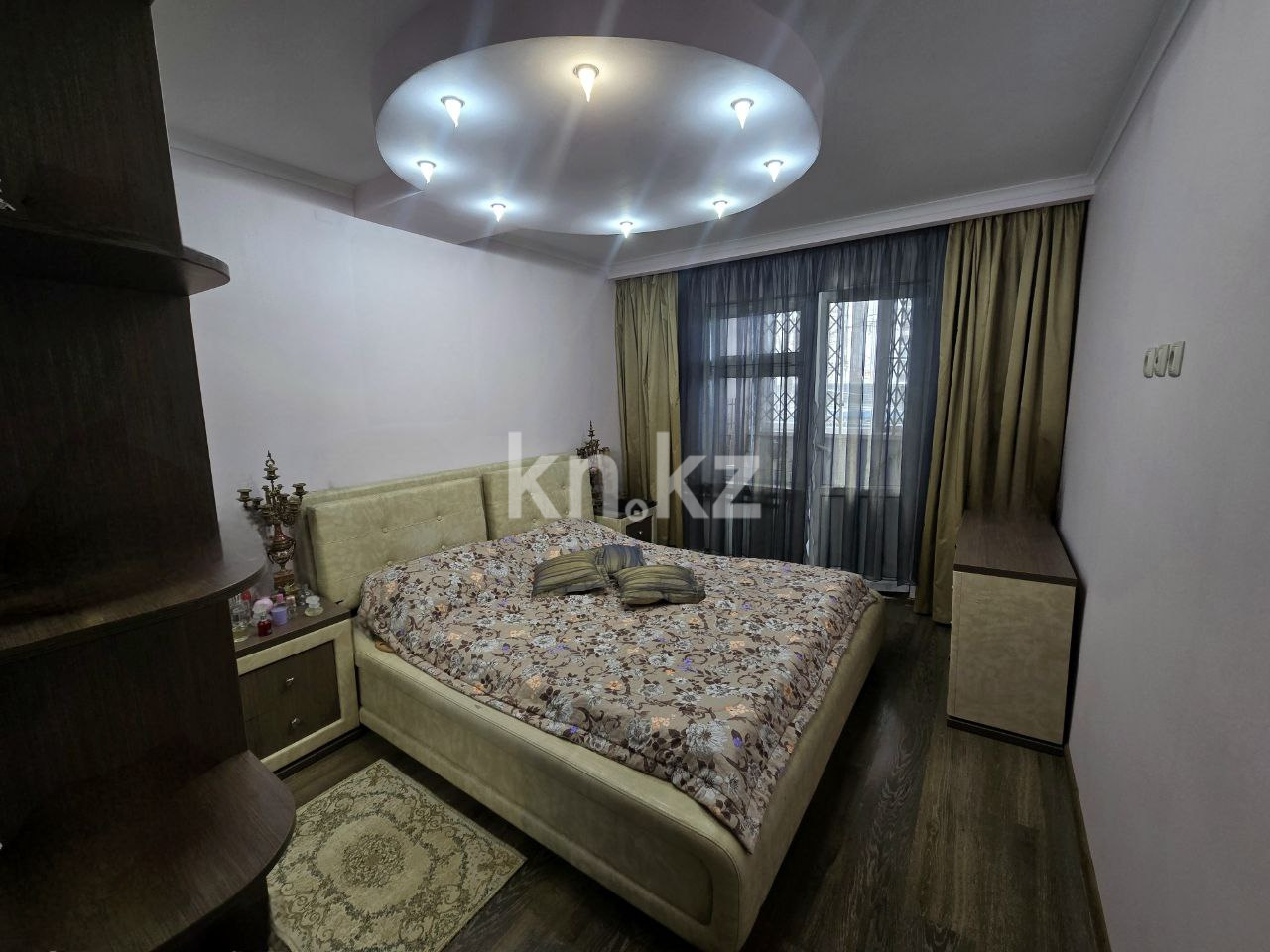 Продажа 4-комнатной квартиры, 80 м², ул. Жандосова в Алматы