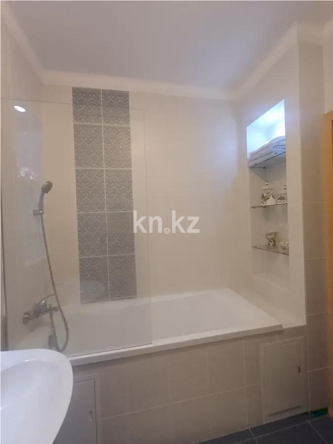 Продажа 2-комнатной квартиры, 86.8 м² в Алматы - фото 4