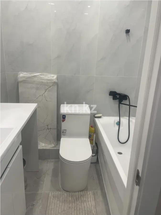 Продажа 1-комнатной квартиры, 45 м², ул. Береке, дом  18 в Алматы - фото 2