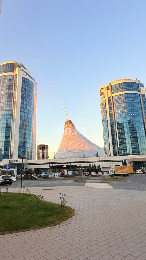 Продажа 4-комнатной квартиры, 95 м², пр. Туран, дом  39/3 - район Хан Шатра в Астане - фото 20