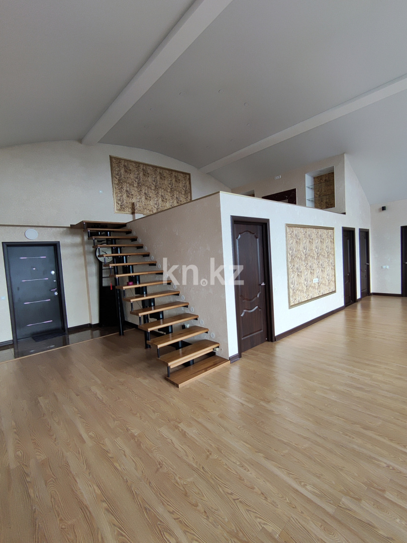 Продажа 5-комнатной квартиры, 165.5 м² в Астане - фото 6