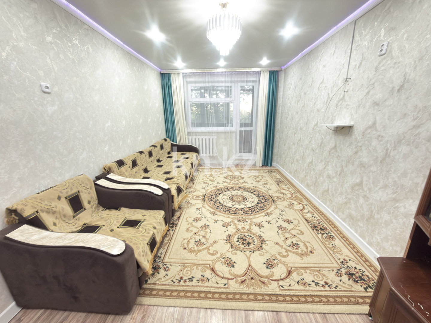 Продажа 4-комнатной квартиры, 76 м² в Караганде