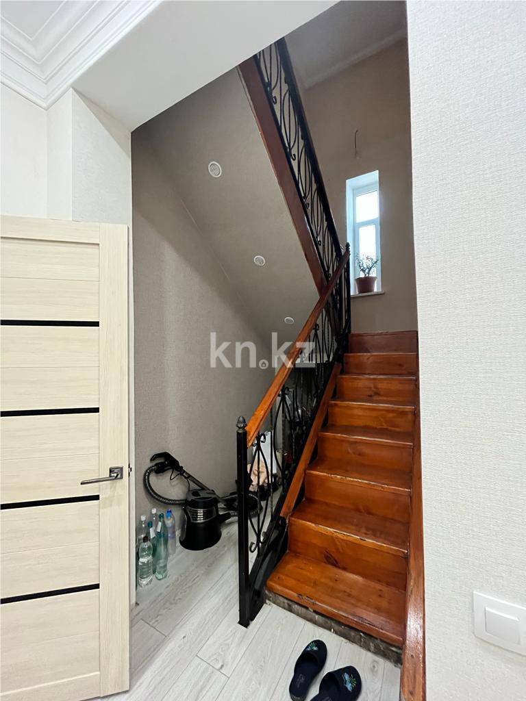 Продажа 5-комнатного дома, 210 м², ул. Мынбаева, дом  106 в Караганде - фото 17