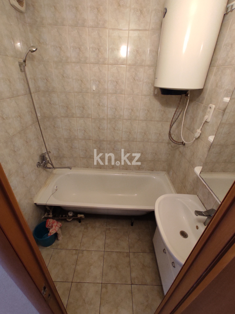 Продажа 4-комнатной квартиры, 84 м², мкр. Степной-2, дом  1 в Караганде - фото 13