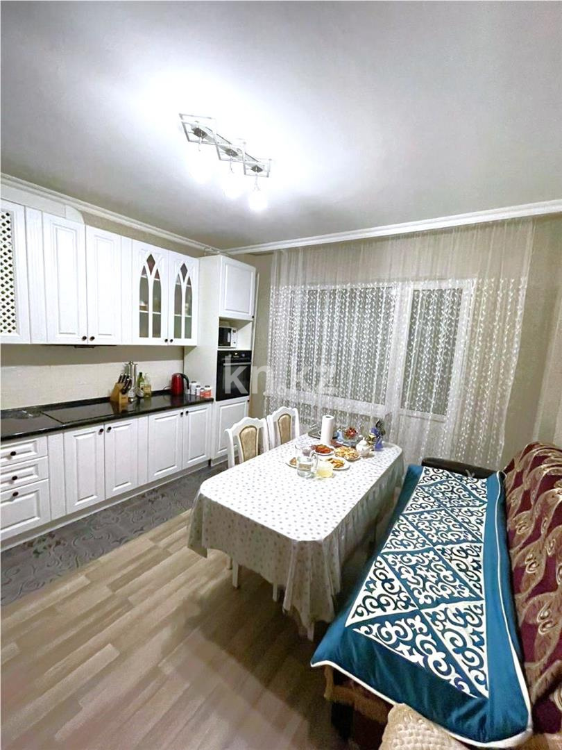 Продажа 3-комнатной квартиры, 92 м², пр. Шахтеров в Караганде - фото 5