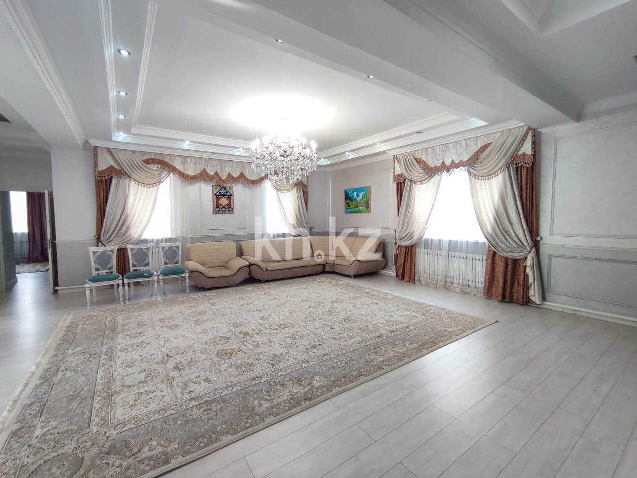 Продажа 7-комнатного дома, 497 м², ул. 1-я в Алматы - фото 3