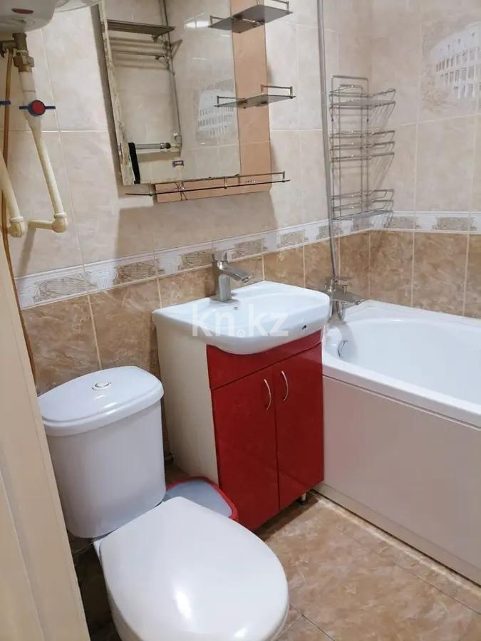 Продажа 2-комнатной квартиры, 44 м², ул. Восточная, дом  12 в Караганде - фото 4