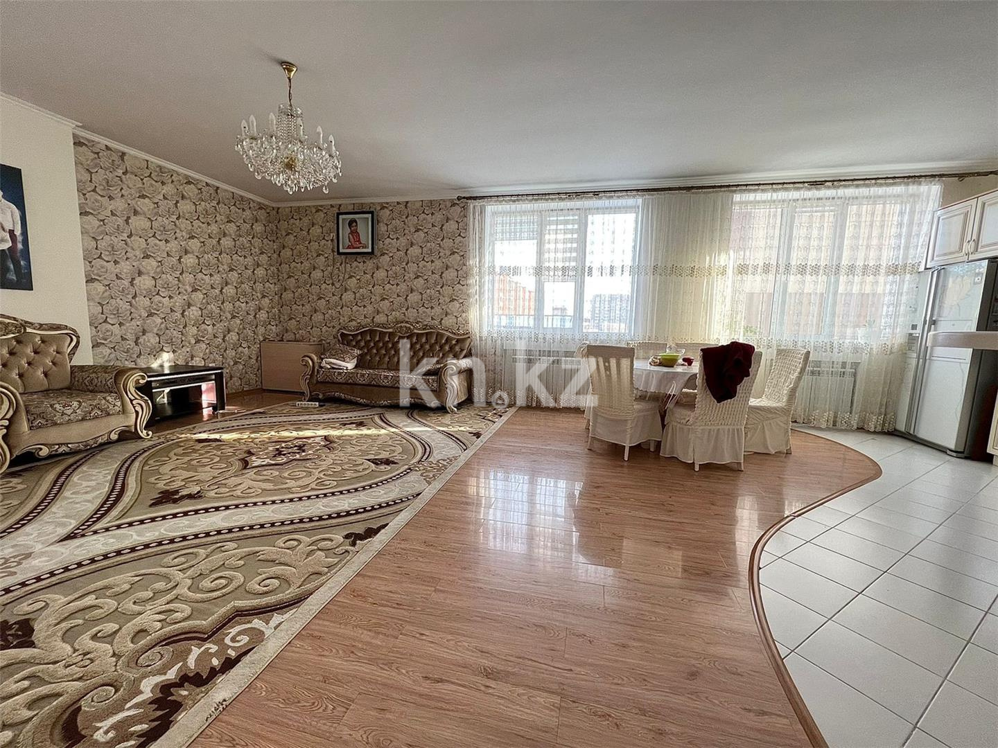 Продажа 4-комнатной квартиры, 202 м², ул. Таттимбета в Караганде - фото 3