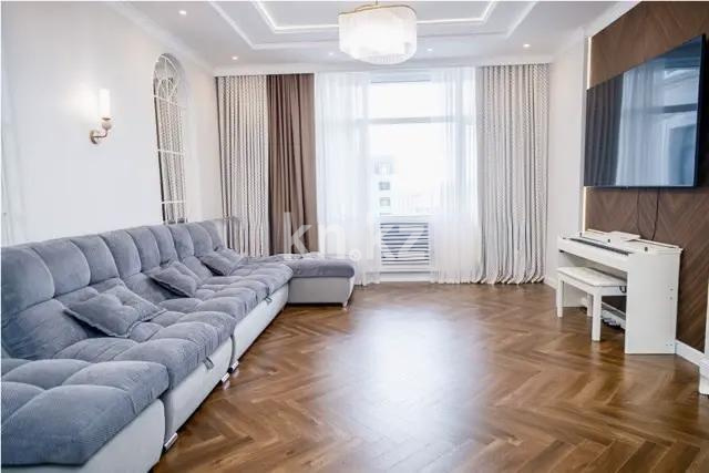 Продажа 3-комнатной квартиры, 125 м², ул. Калдаякова, дом  8/2 в Астане