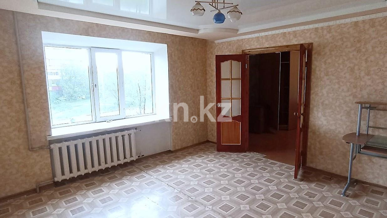 Продажа 3-комнатной квартиры, 56 м², ул. 6-й мик-н в Темиртау - фото 2