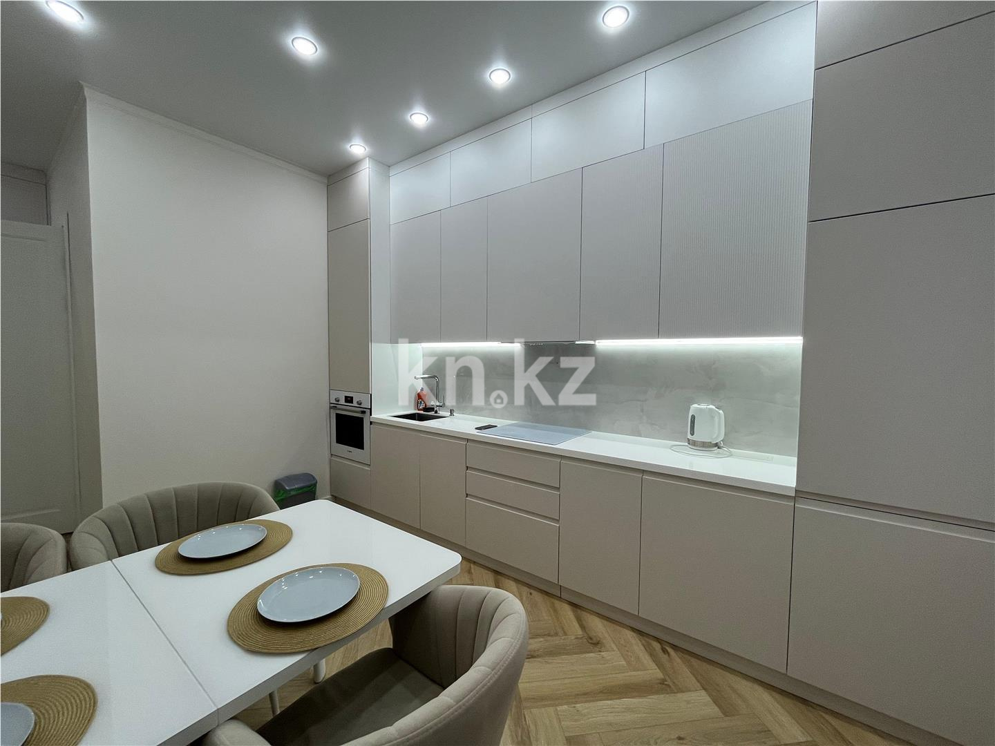 Продажа 2-комнатной квартиры, 64 м², ул. Муканова, дом  47/3 в Караганде - фото 11