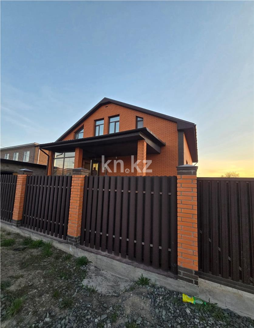 Продажа 7-комнатного дома, 330 м² в Караганде - фото 3