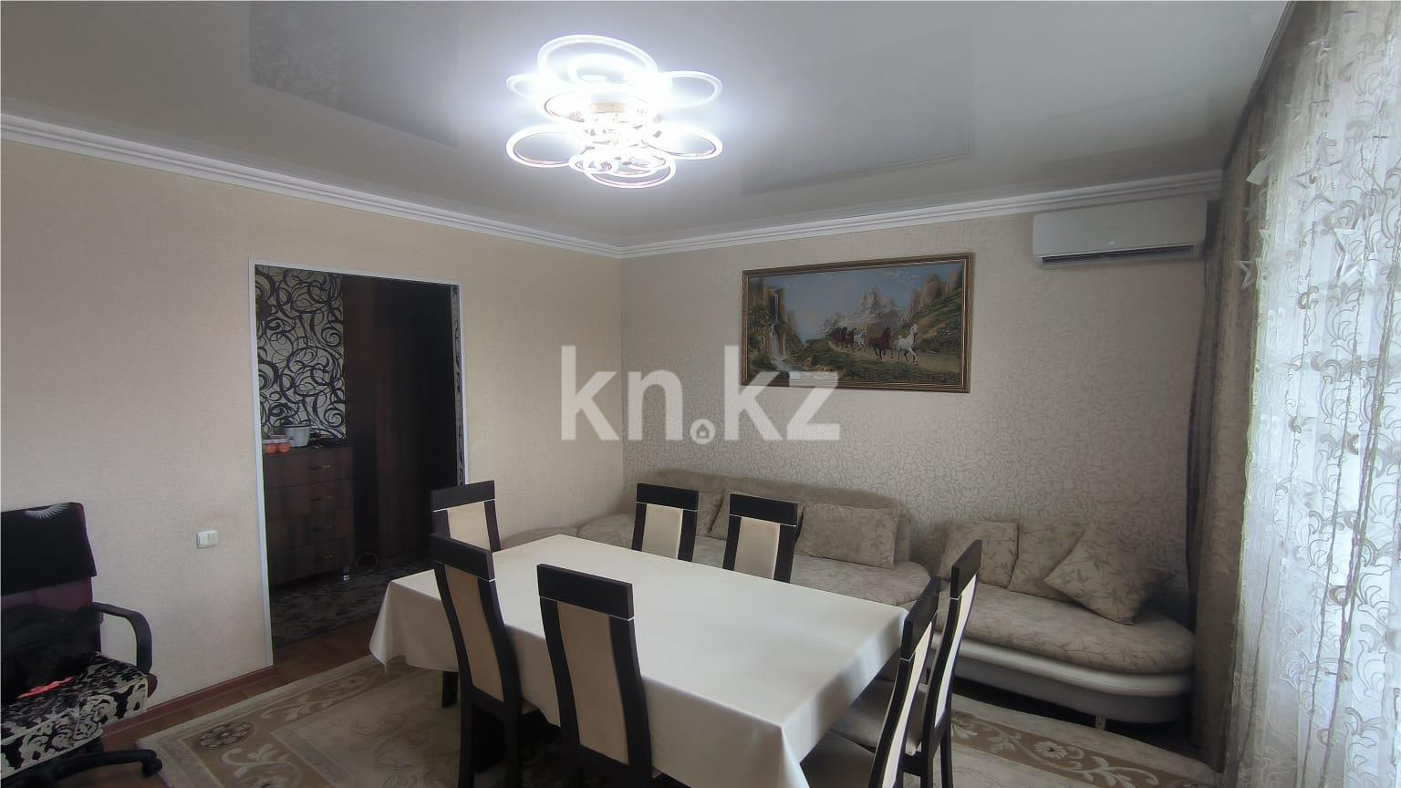 Продажа 4-комнатной квартиры, 78 м², ул. Дюсембекова в Караганде - фото 3