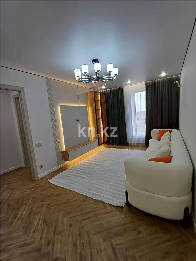 Продажа 4-комнатной квартиры, 100 м² в Астане