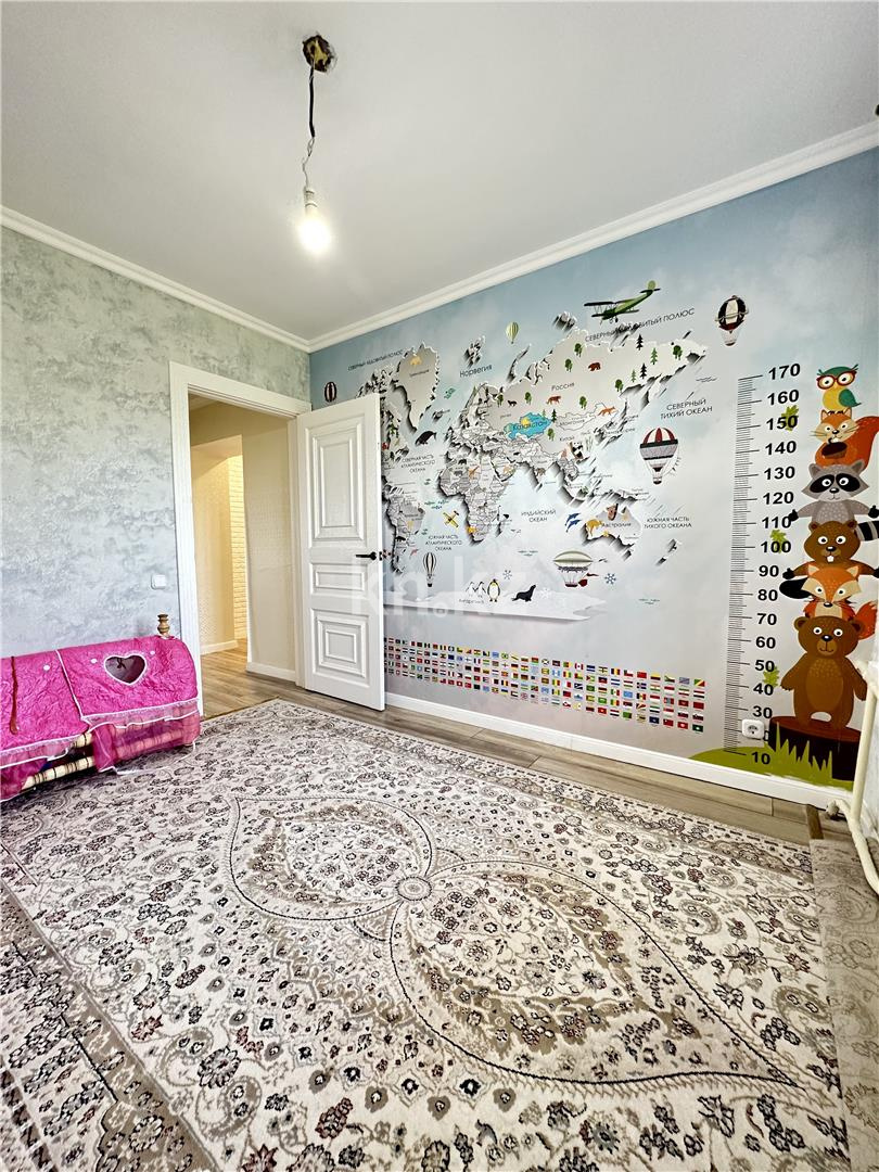 Продажа 4-комнатной квартиры, 79 м², ул. Крылова в Караганде - фото 11