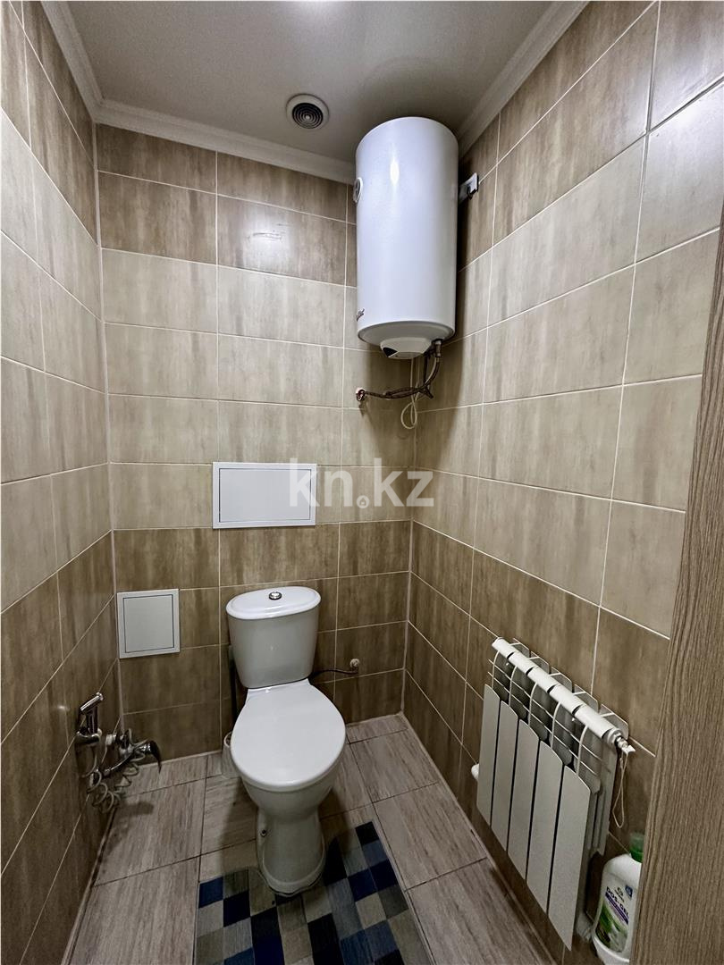 Продажа 1-комнатной квартиры, 52 м², пр. Республики в Караганде - фото 17